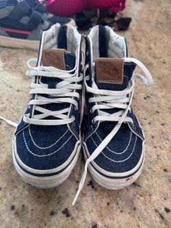 Boys shoes size 1.5