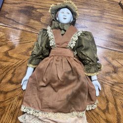 ANTIQUE Poreclein Victorian period doll 