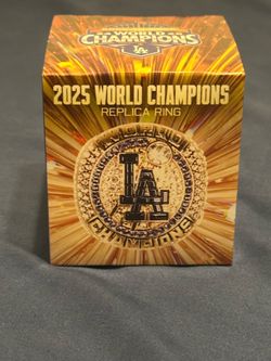 2025 World Series Replica Ring