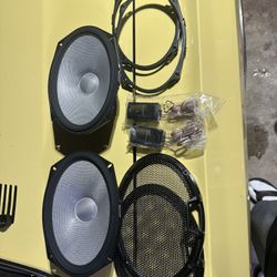 Alpine Speakers 