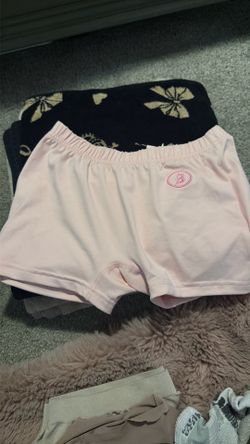Body Basics Shorts - Small
