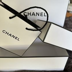 Chanel Complete Gift Box 3 Pcs for Sale in Miami Beach, FL - OfferUp
