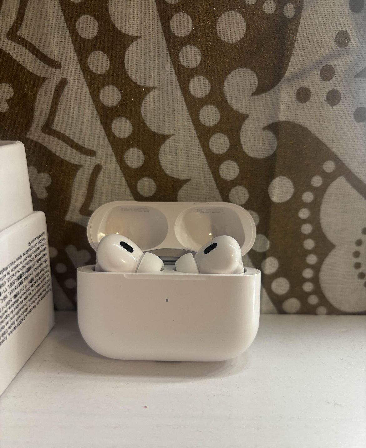AirPods
