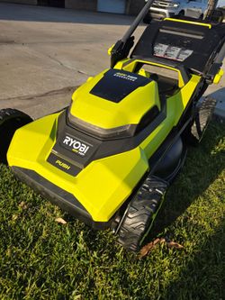 MILWUAKEE 40V HP BRUSHLESS CORDLESS 21-IN LANW MOWER TOOL ONLY