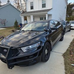 2018 Ford Taurus · SE Sedan 4D