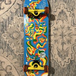 RARE Stereo Sounds Trippy Graphic Blue/Green/Yellow/Orange/White Size 8.25 Vintage NOS Deck