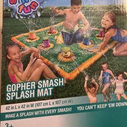 Gopher Splash Pad And Other Water Toys