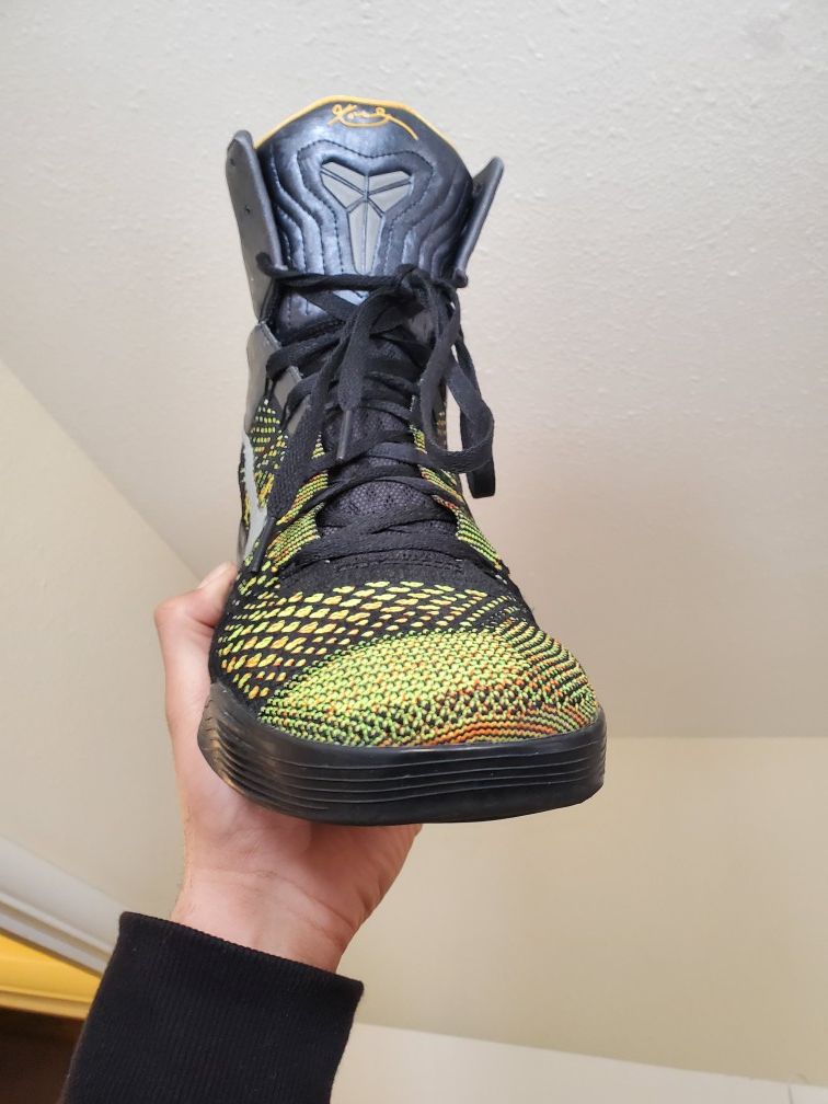 Kobe elite Inspire size 11