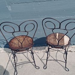 Vintage Wrought Iron Heart Shaped Back Ice Cream Parlor Chairs 