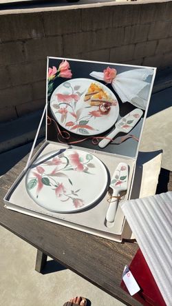 Floral Cake Plate and Server Set - Mikasa