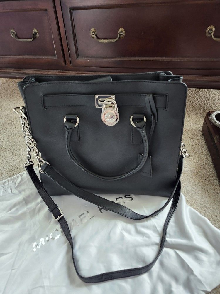 Micheal Kors Executive Bag