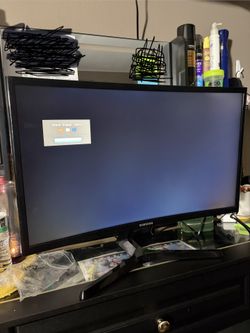Samsung 24” Curved Monitor