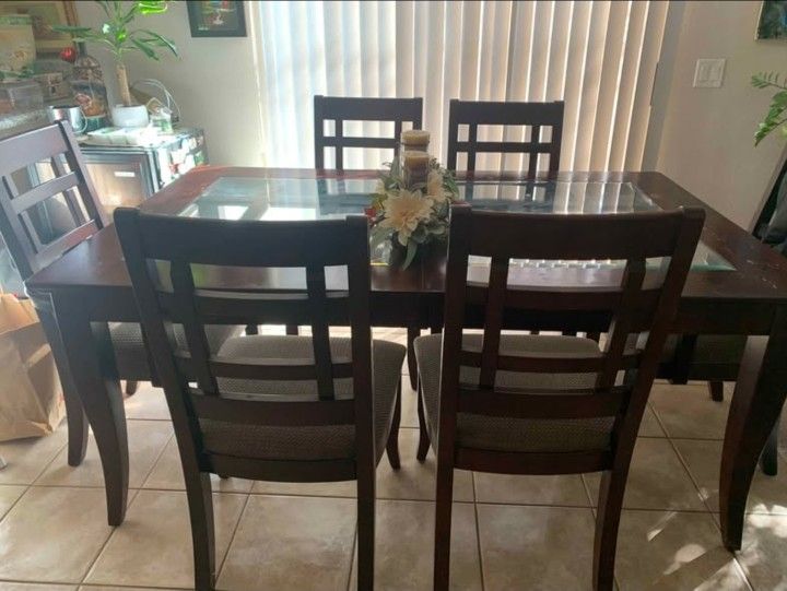 Dining Table Solid Wood With Glass & 6 Chairs
