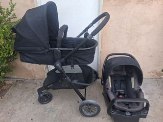 Evenflo pivot stroller and carseat