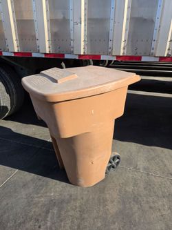 *Rare* 98g Roto Trash Can