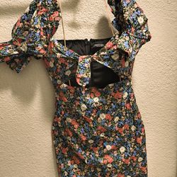 Brand new with tag Dress SMALL
