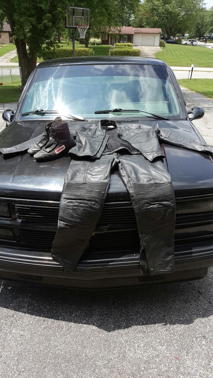 Full leather drag racing outfit. Racing season is coming!!!!!