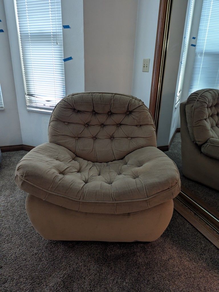 Tufted Oversized Accent Chair