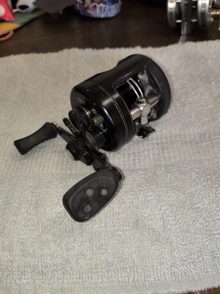 baitcast reel on spinning rod Why You Don't Use a Spinning Reel on a Casting Rod