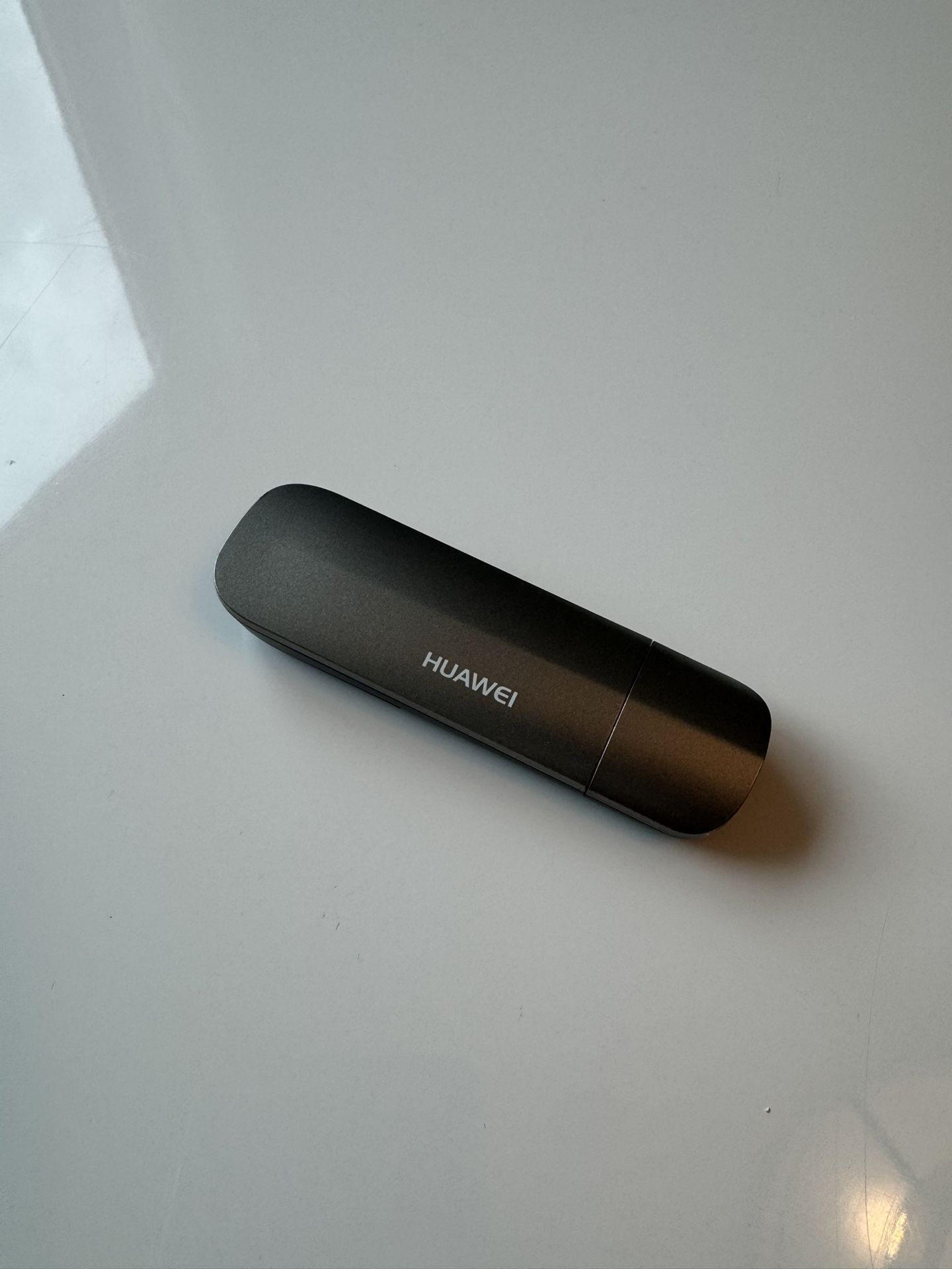 42Mbps USB Modem Huawei E372 (3G)