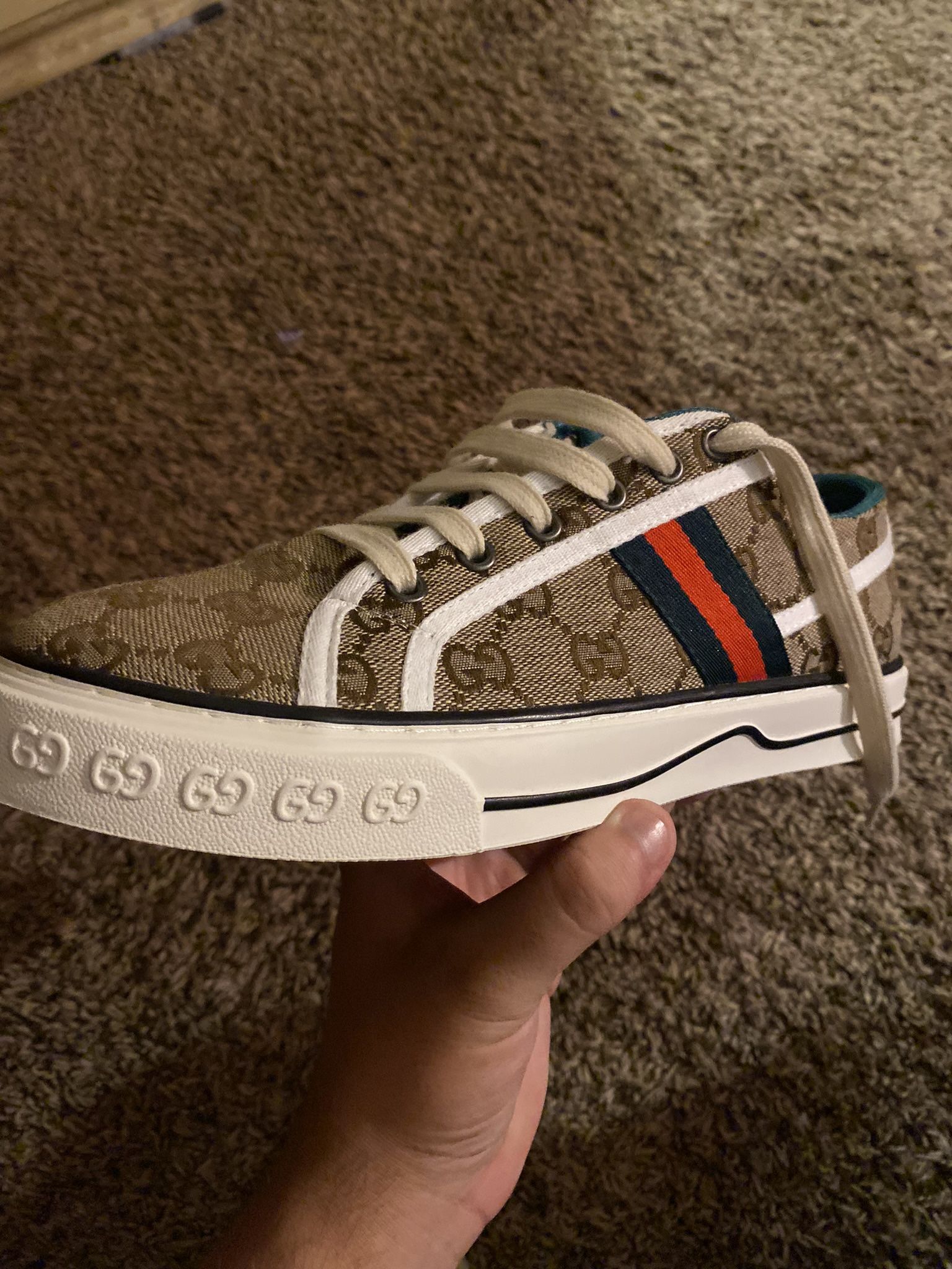 1977 gucci Shoes 
