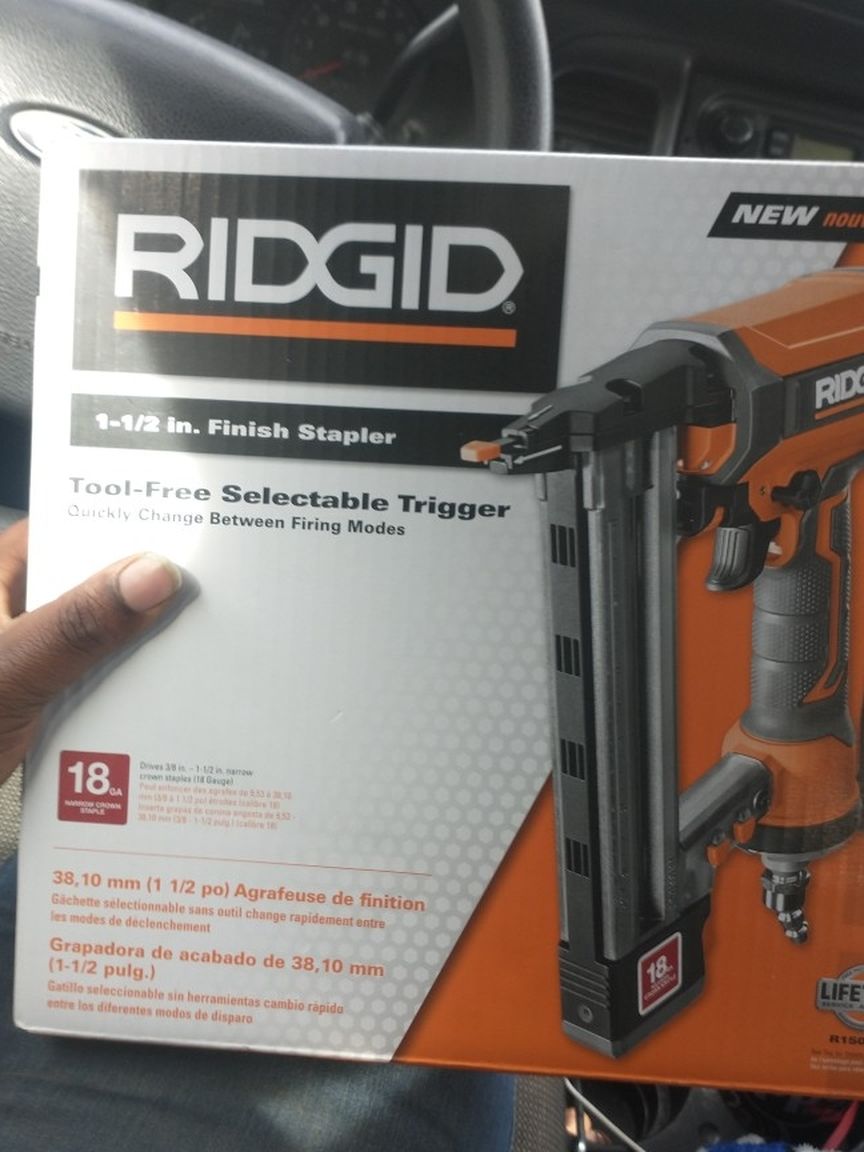 Ridgid 1-1 1/2in. Finish Stapler