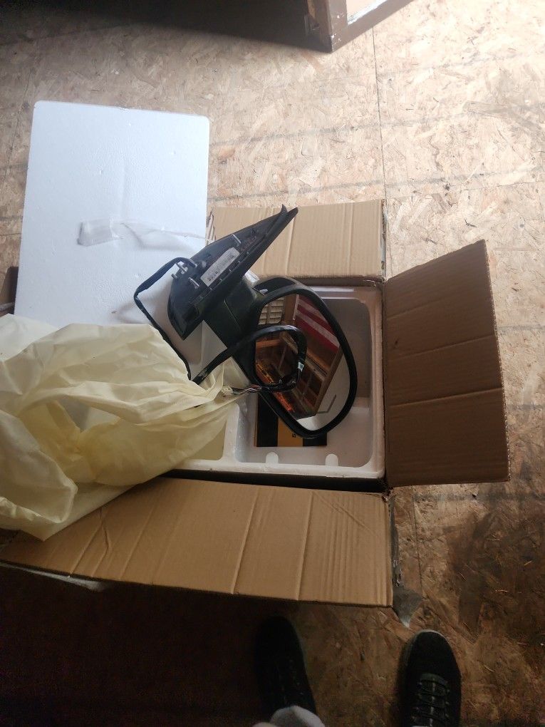 2012 Chevy Silverado Mirrors