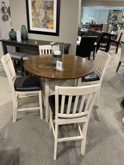 Dining set table with 4 chairs 