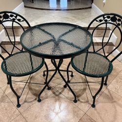  Dark Green Wrought Iron Outdoor Bistro s Set 2 Chairs With A Round glass-top table
