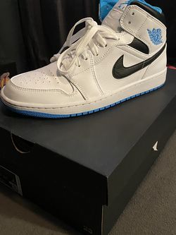 Air Jordan 1 Mid Laser Blue