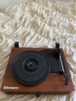 Record Player/ Turntable 1