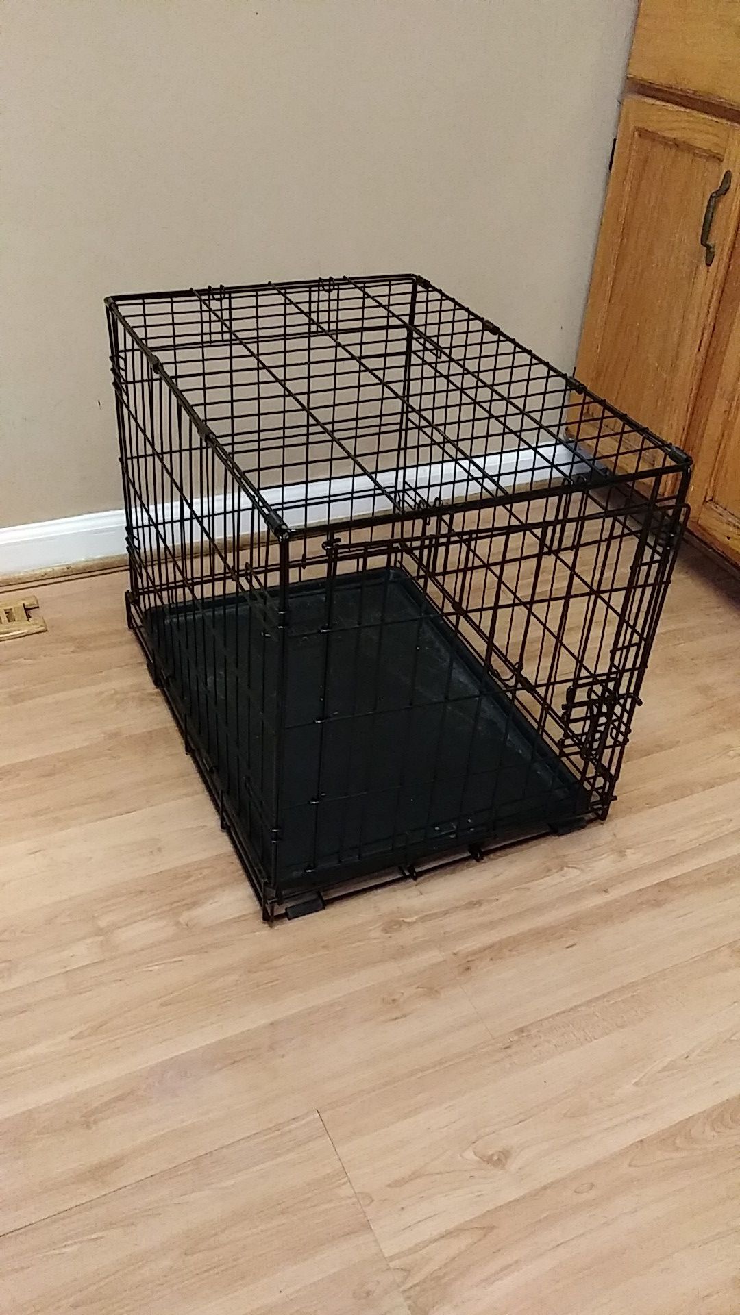 New Small dog kennel / crate