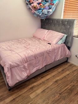 Full size bedroom set
