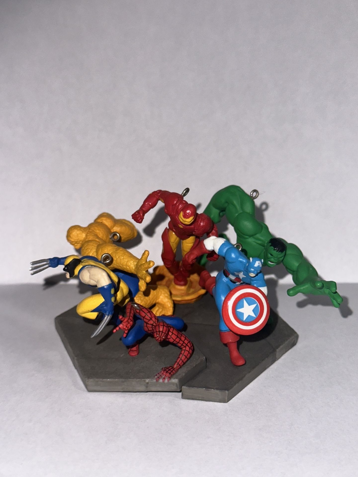 New Breed Of Super Heroes MRvel Hallmark Mini Statue
