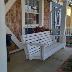 Porch Swing/wood