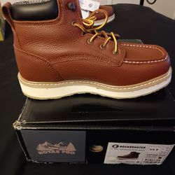 ROCKROOSTER BUILT FOR COMFORT