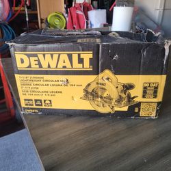 Dewalt 15amp 7 1/4 Corded Circular Saw