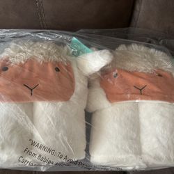 New set of 2 pillowfort hooded sheep blankets