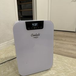 Cooluni Mini Fridge