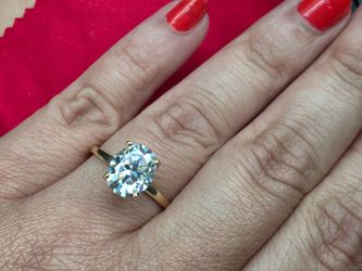 Oval Cut 2.3 CT Solitaire Engagement Ring