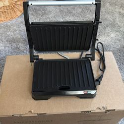 NEW PANINI PRESS GRILL