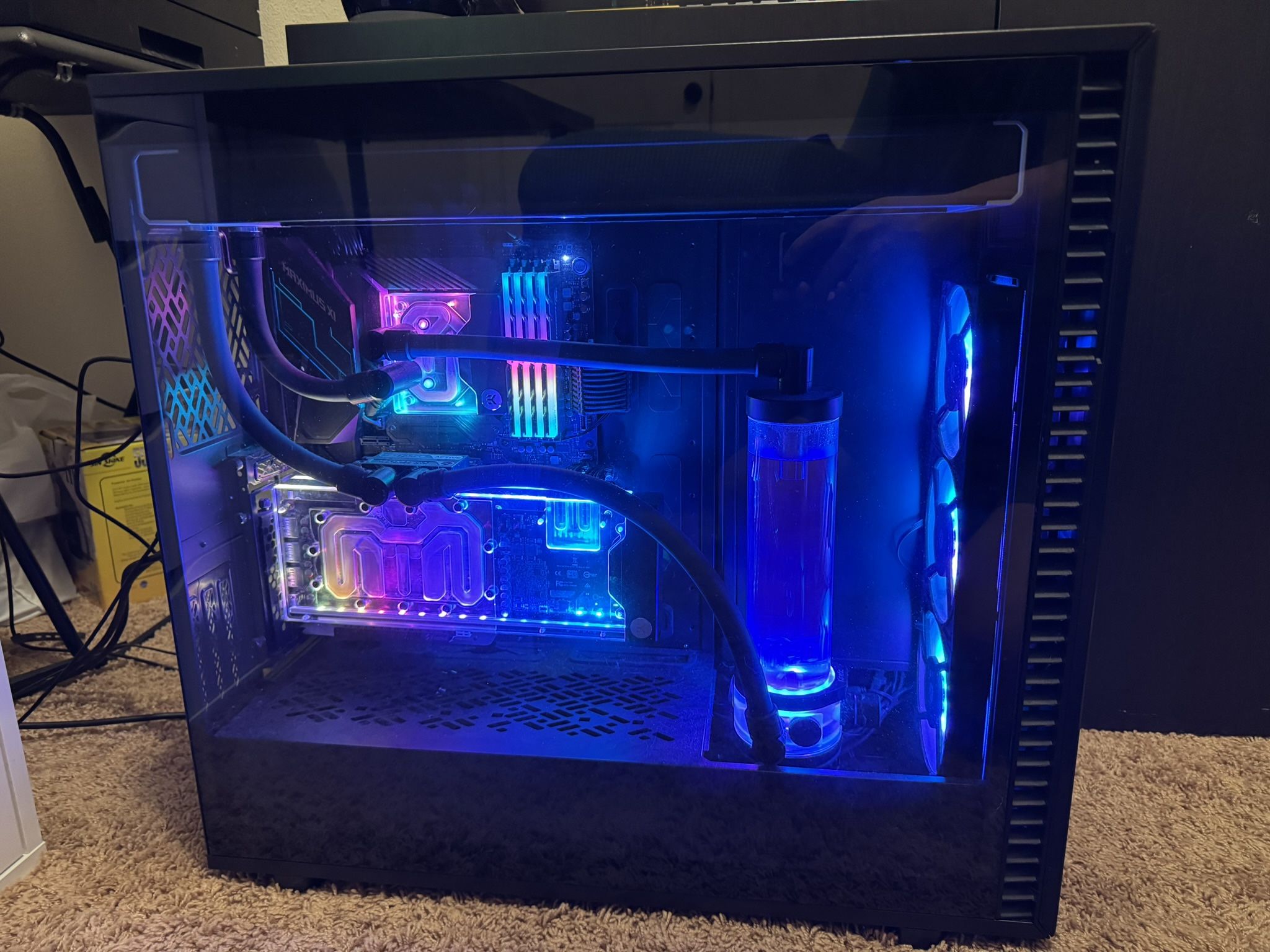 Custom Gaming Computer (Water Cooled)