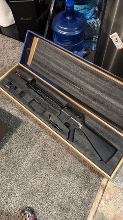 CYMA M16 Airsoft gun
