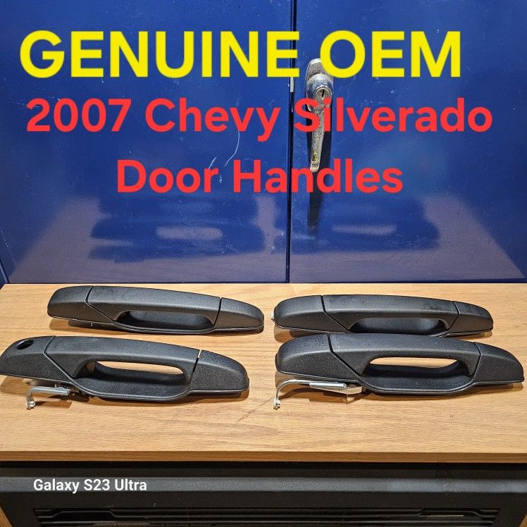 2007 Chevy Silverado Door Handles 