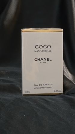 Chanel Colonge and perfumes