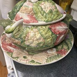 Italian Tureen With Under plate