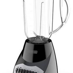 Gently Used! BLACK+DECKER 10-Speed Countertop Blender

