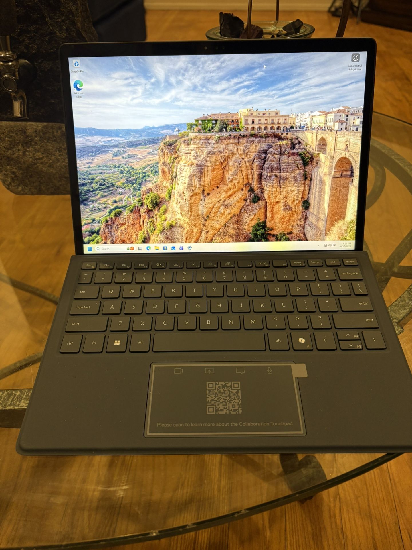 DELL LATITUDE 7350 DETACHABLE KEYBOARD 32GB RAM 1TB SSD