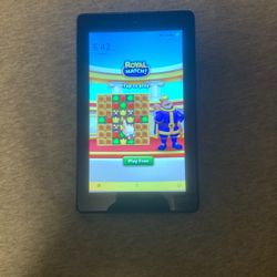 Amazon fire tablet (Like brand new