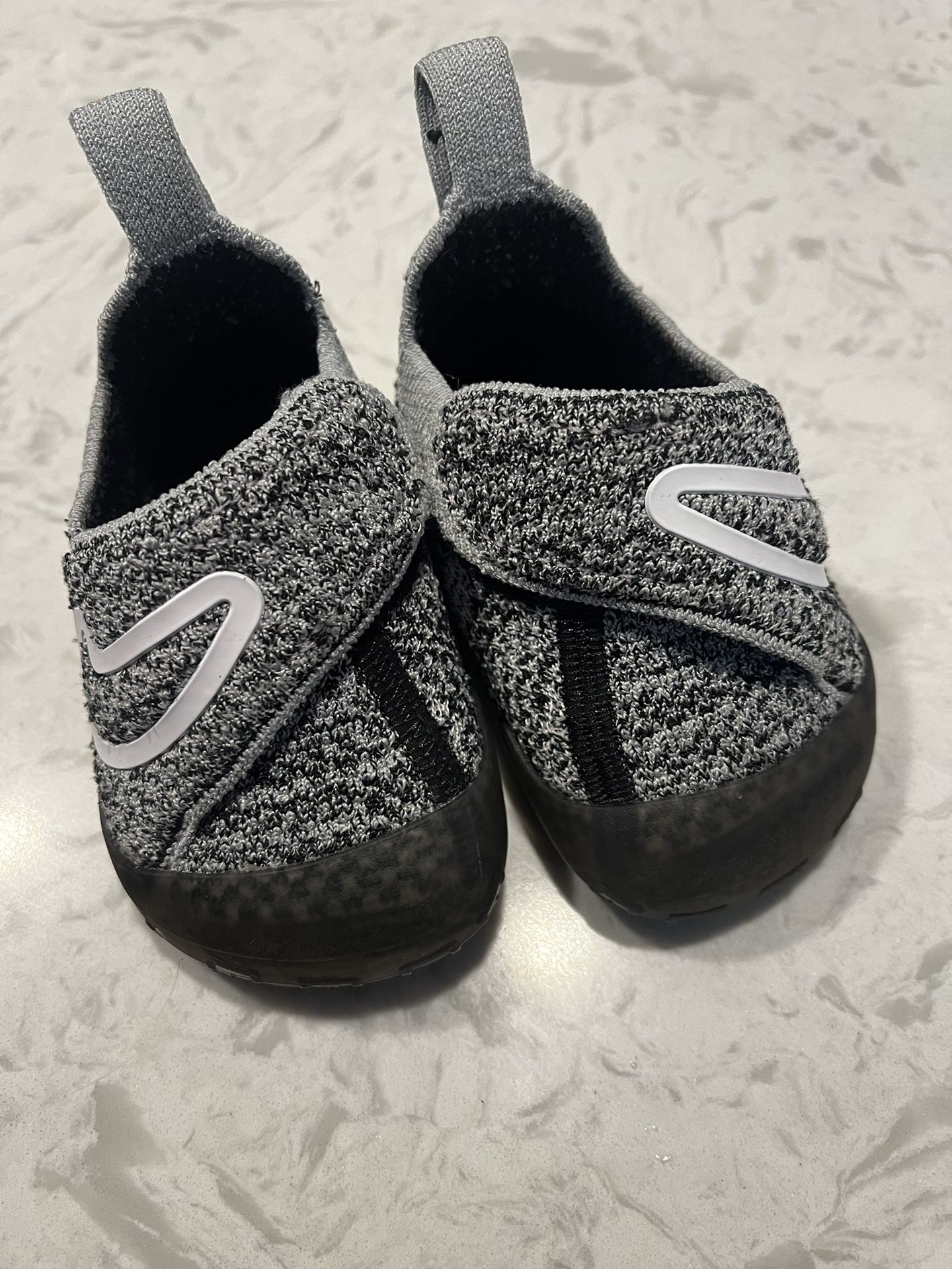 Baby Toddler Nike Swoosh 1